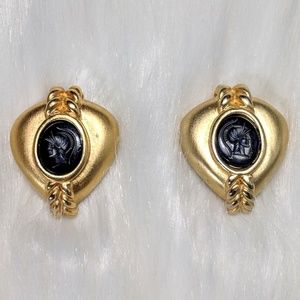 Jewelry - Goldtone Cameo Earrings Jewelry - Goldtone Cameo Earrings